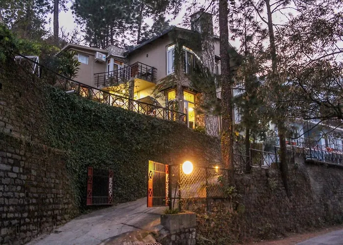 Mehar Villa 3Bhk With Private Cook, Garden, Views Kasauli